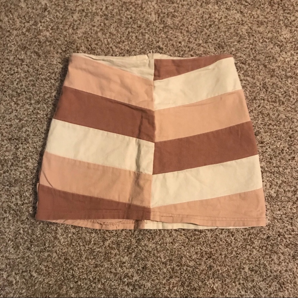 Mauve & White Block Color Skirt - image 4